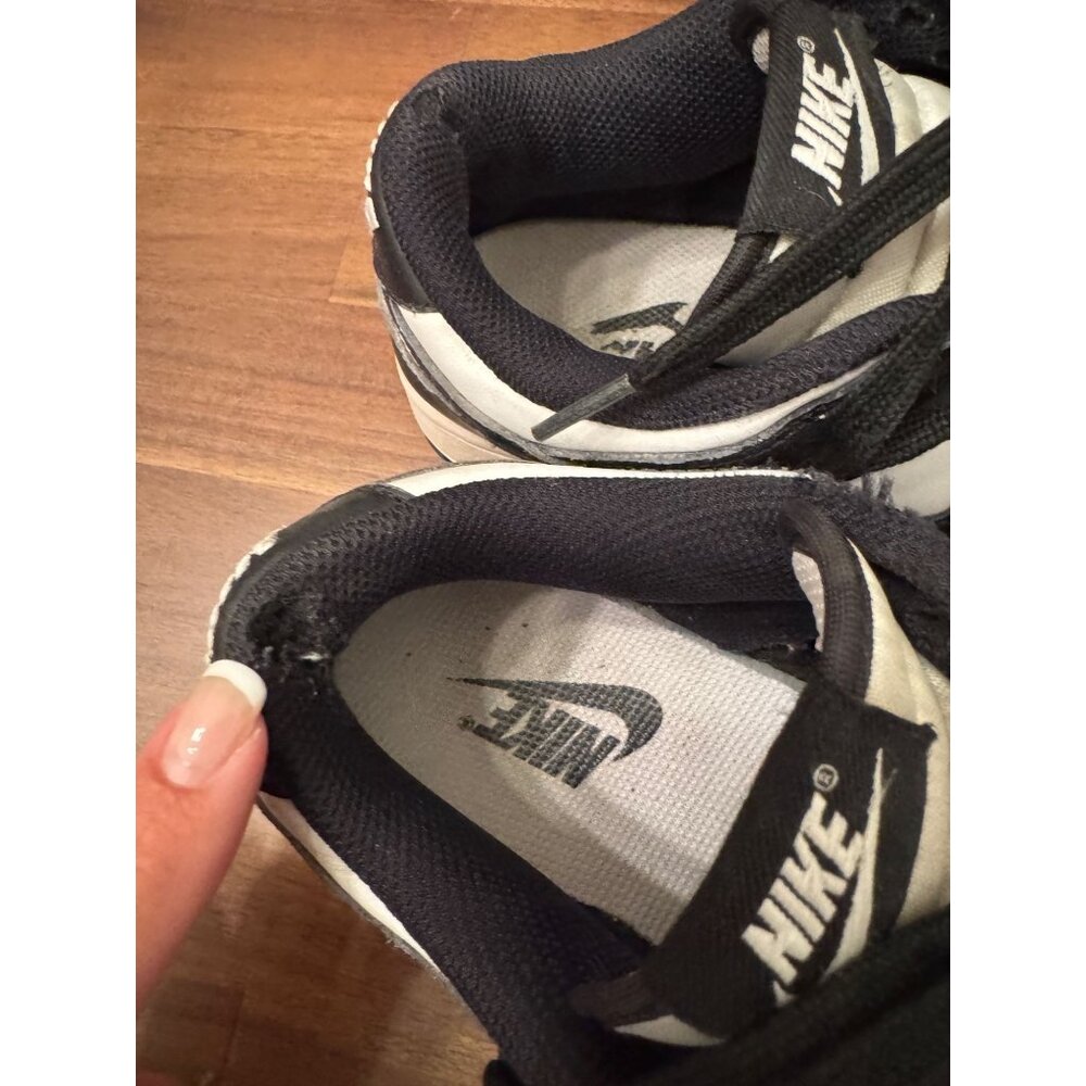 Nike Women's panda's size 7.5 - Picture 3 of 6